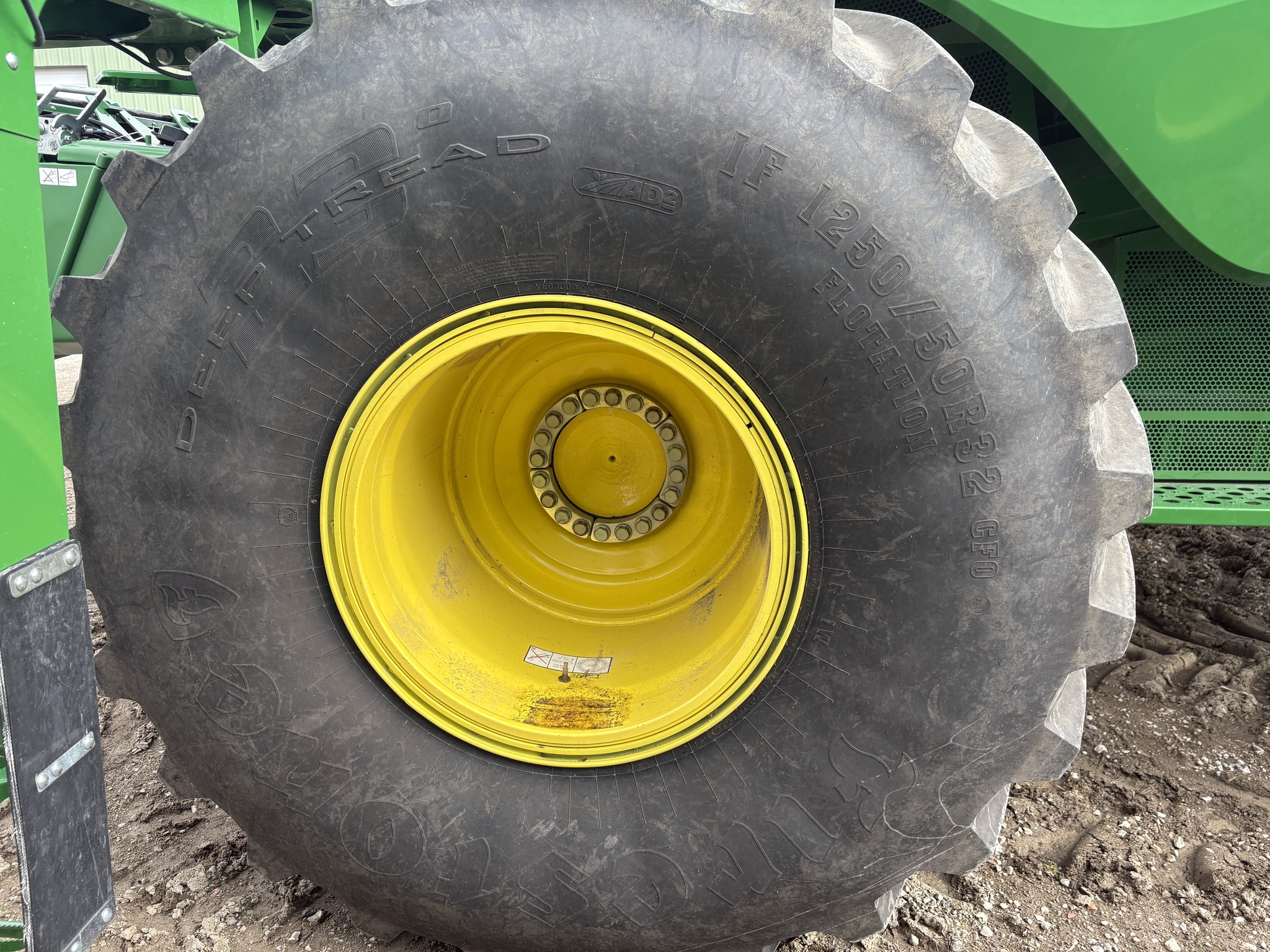 2022 John Deere S760 Image 9