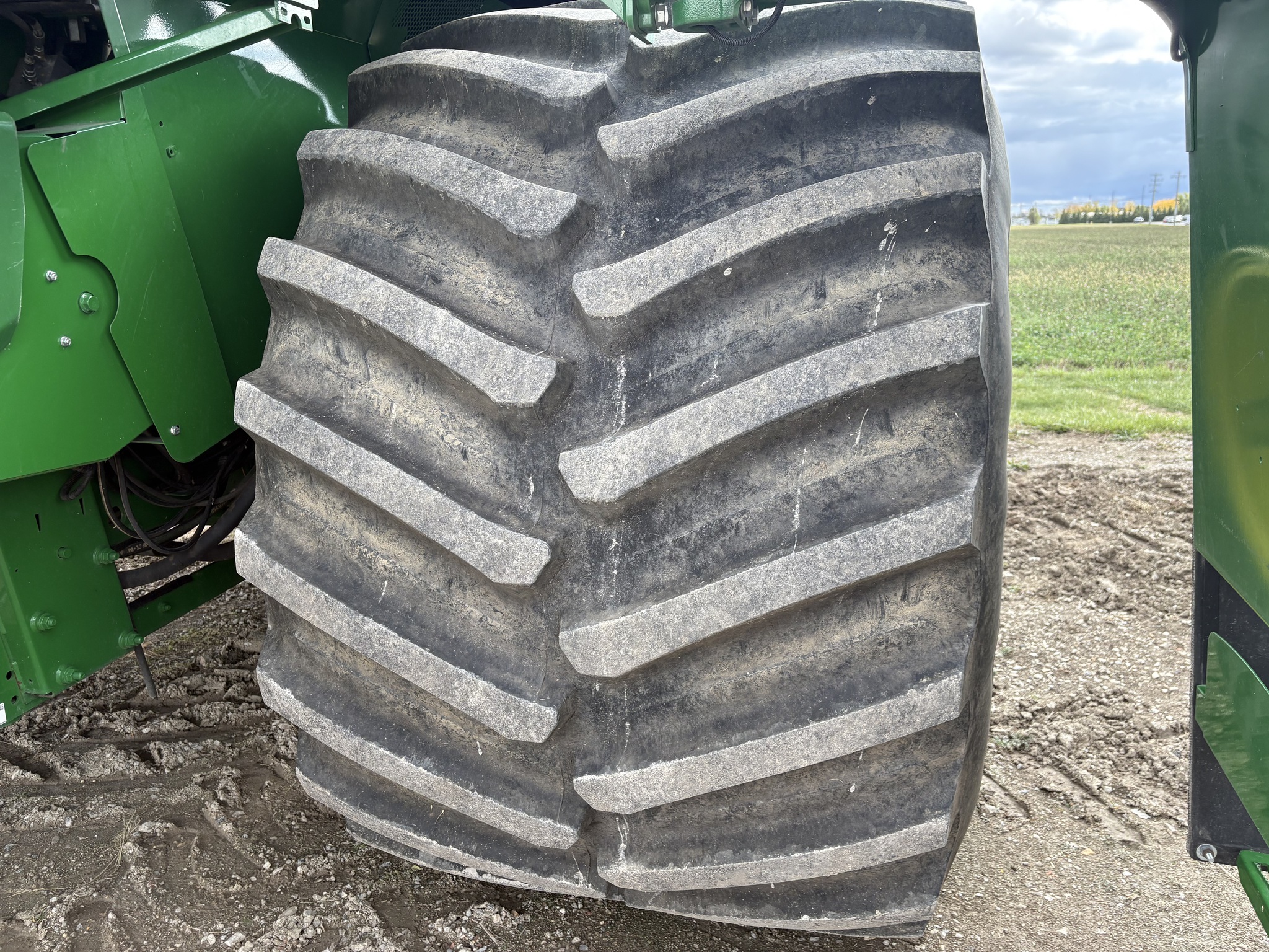 2022 John Deere S760 Image 8