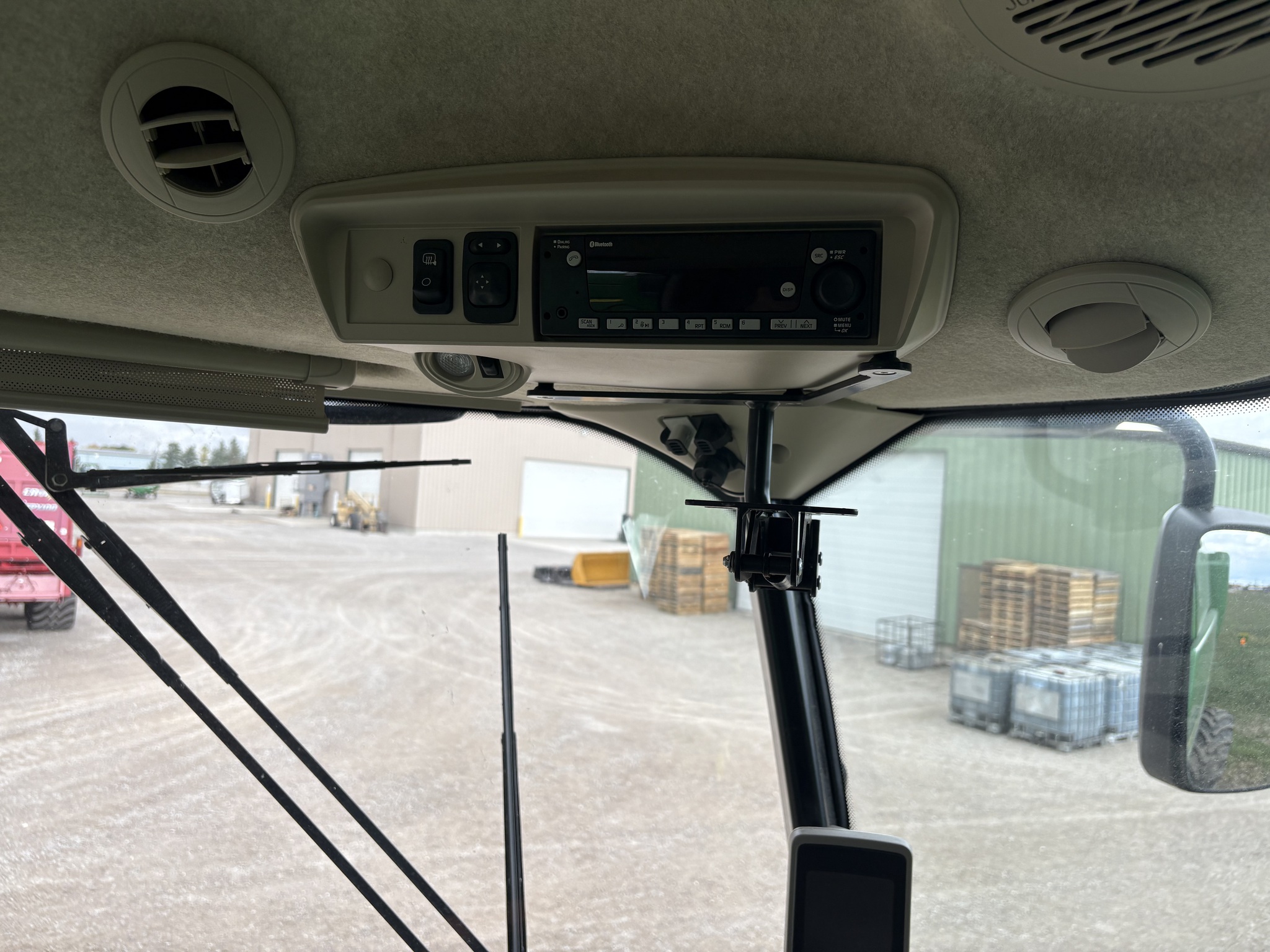 2022 John Deere S760 Image 22