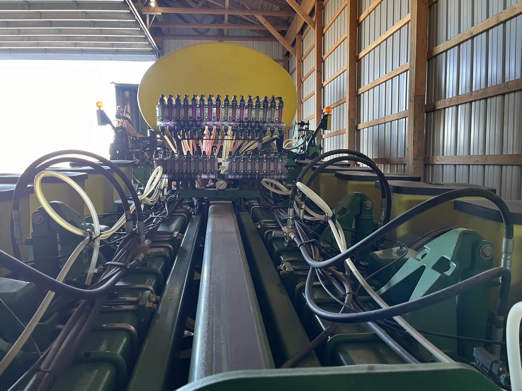2010 John Deere 1770NT Image 26