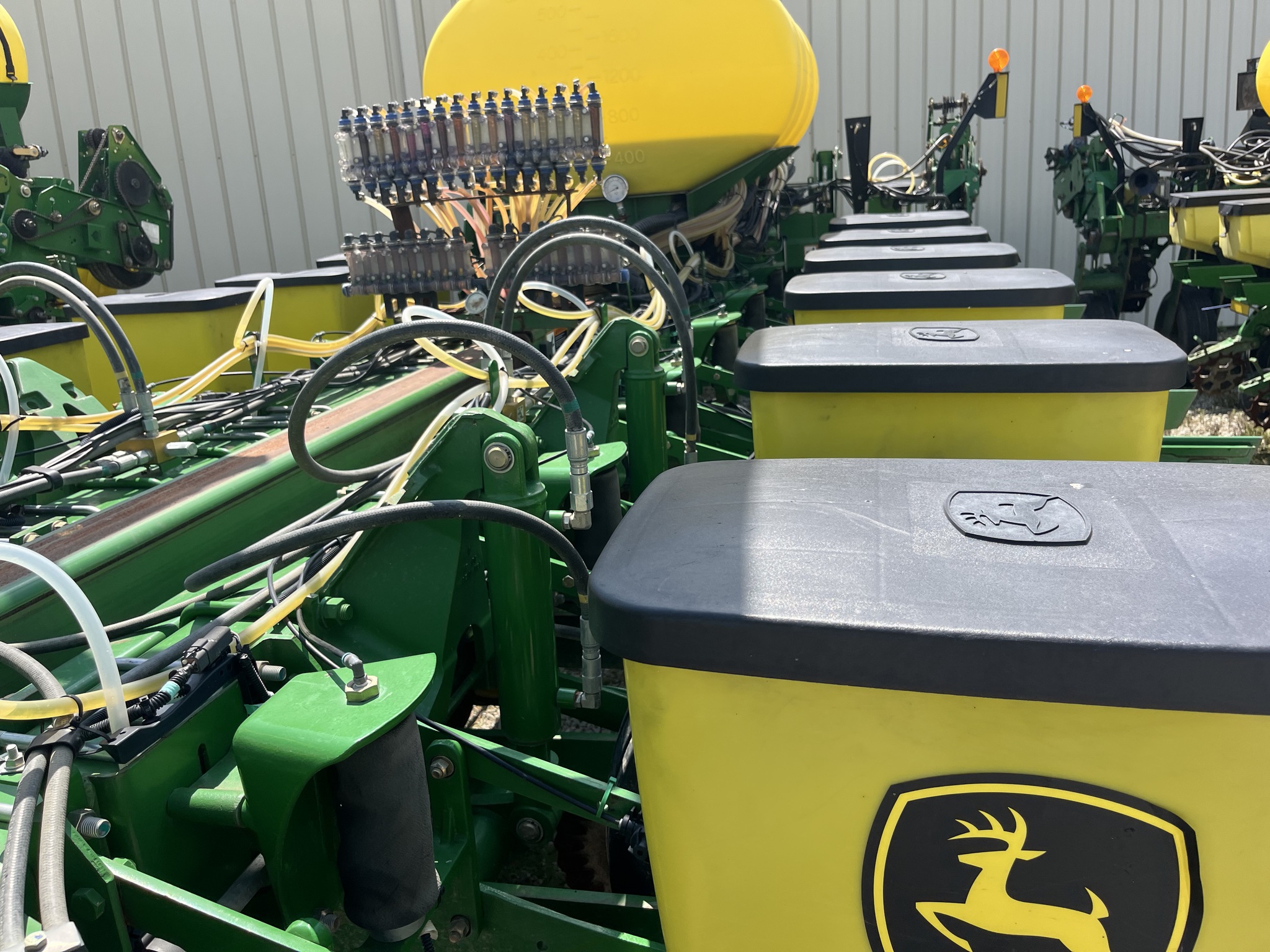 2010 John Deere 1770NT Image 2