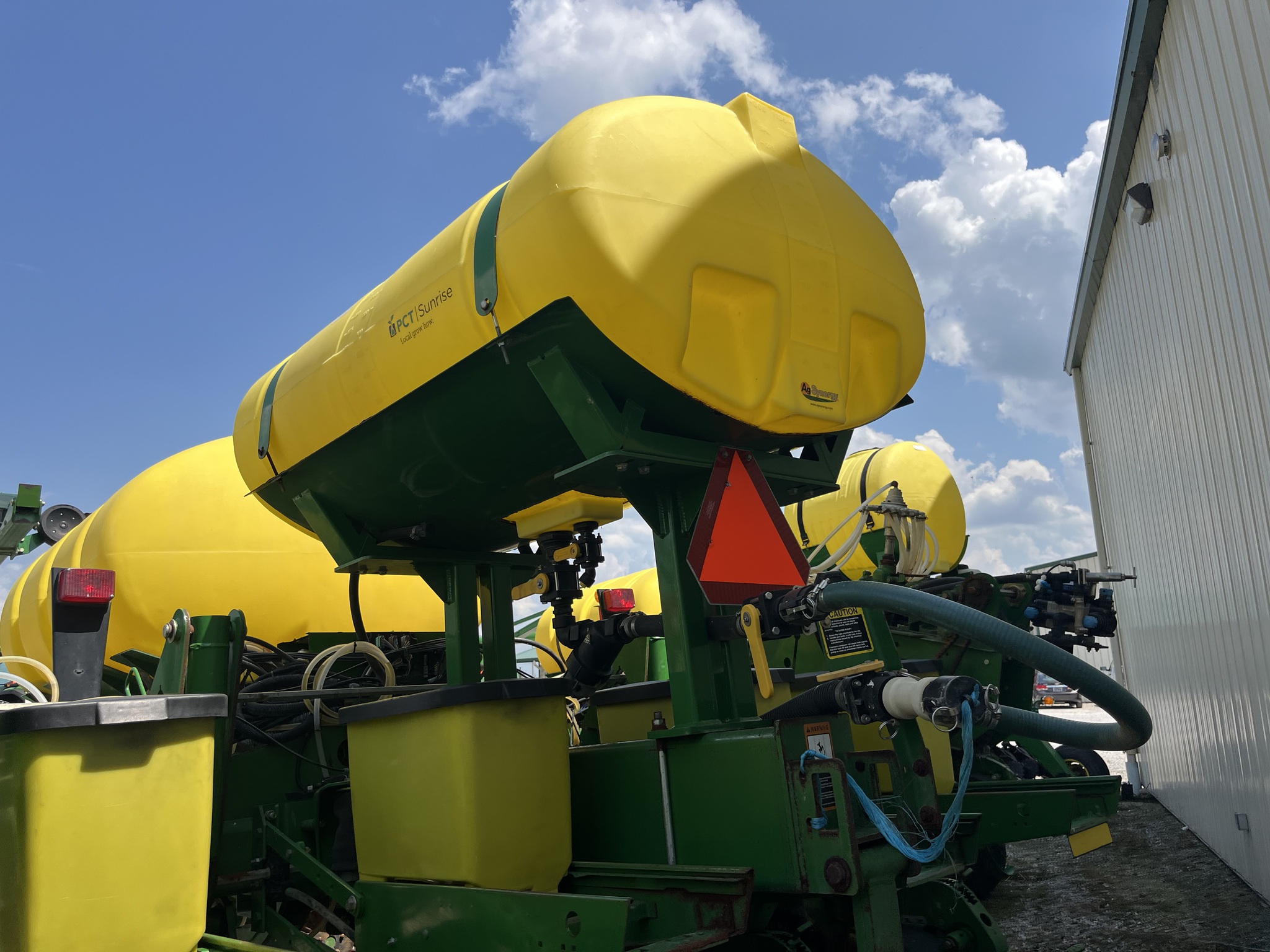 2010 John Deere 1770NT Image 5