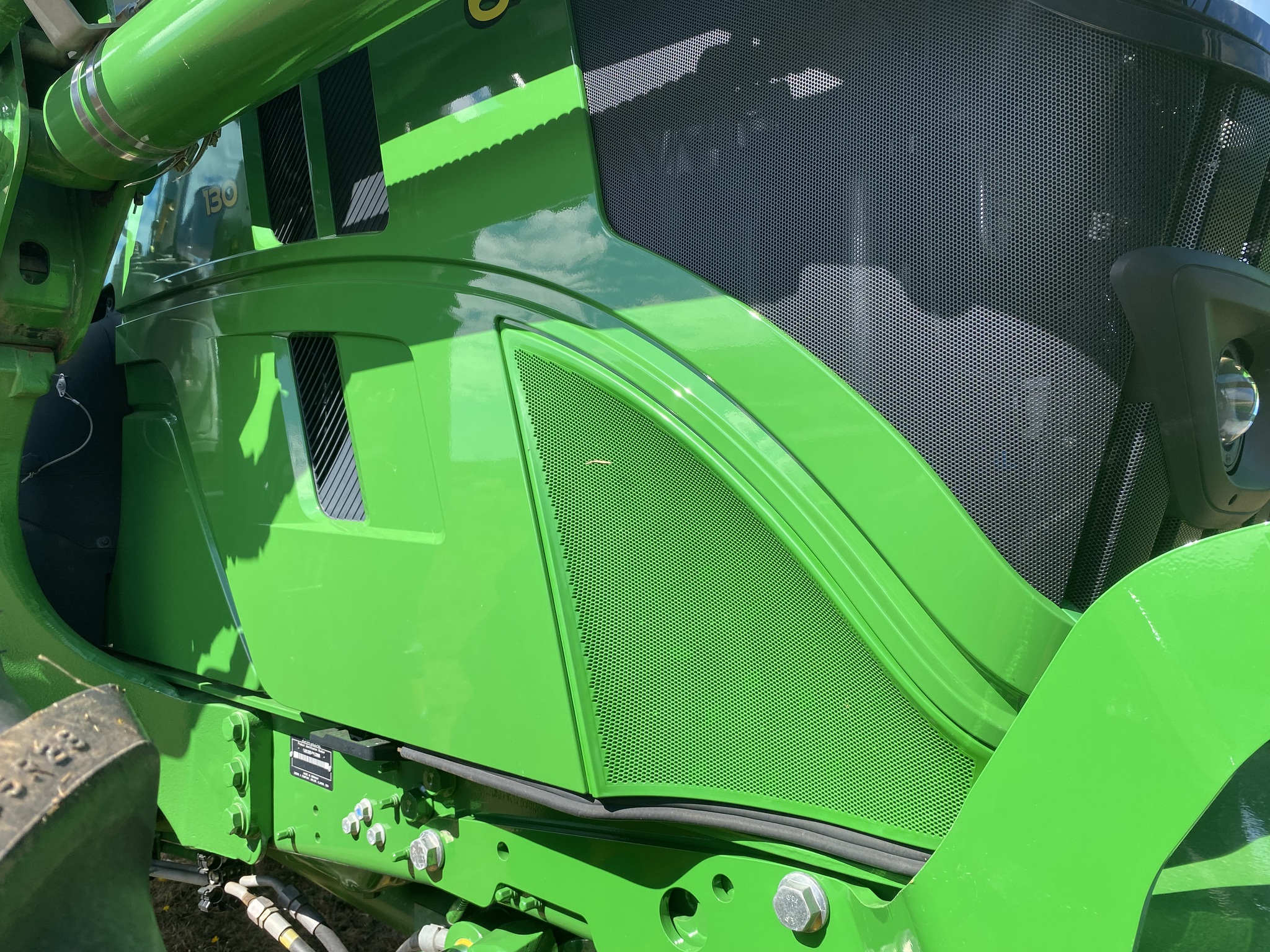 2023 John Deere 6R 130 Image 9