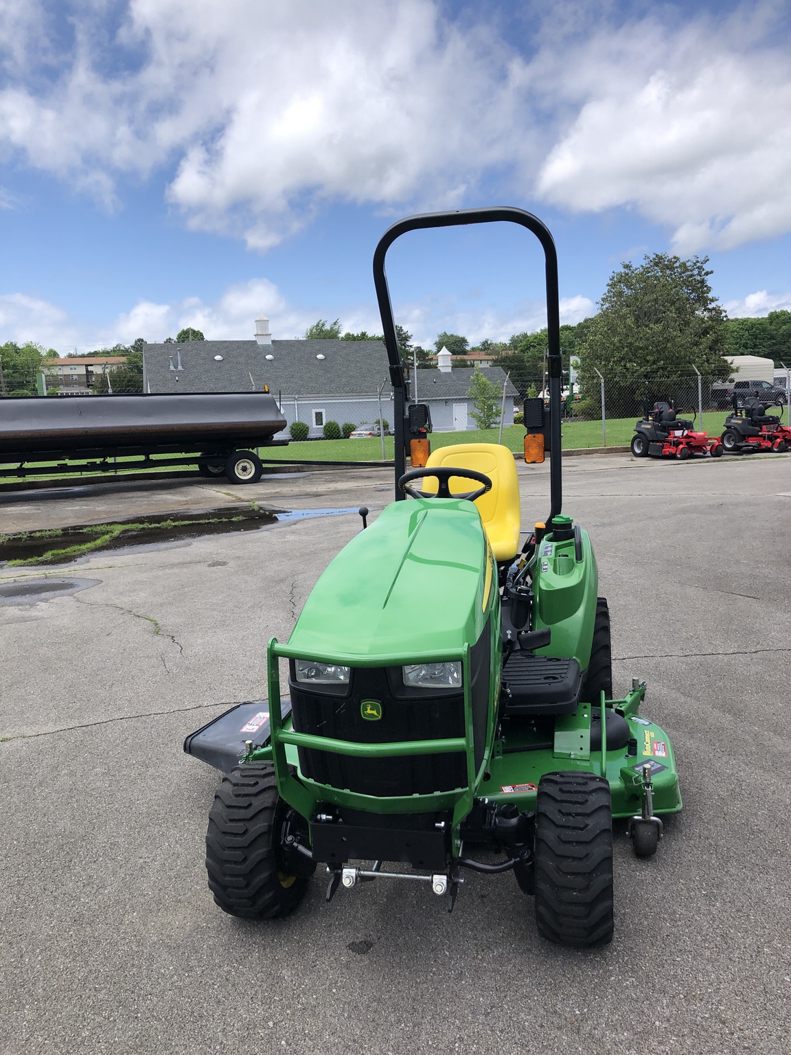 2019 John Deere 1023E Image 4