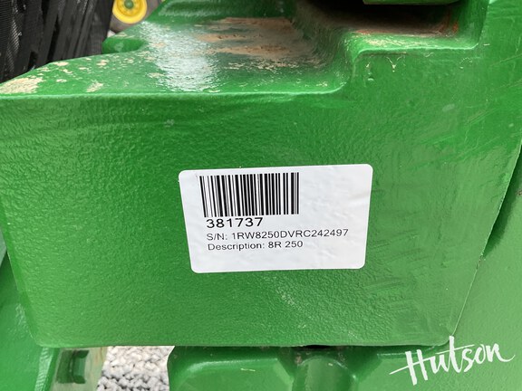Photo of 2024 John Deere 8R 250