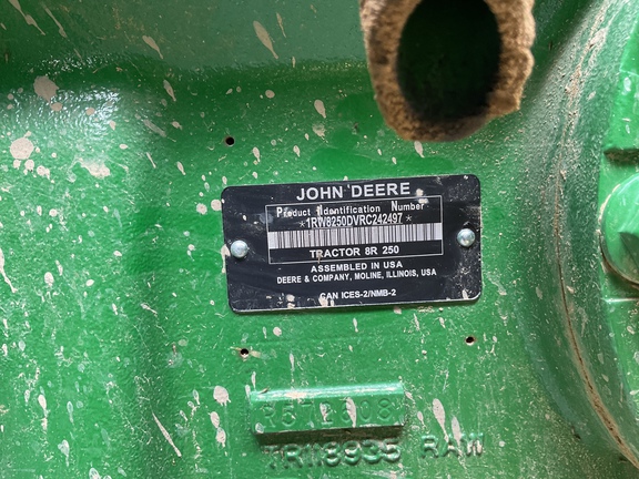 Photo of 2024 John Deere 8R 250