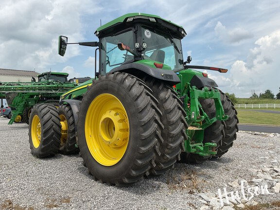 Photo of 2024 John Deere 8R 250