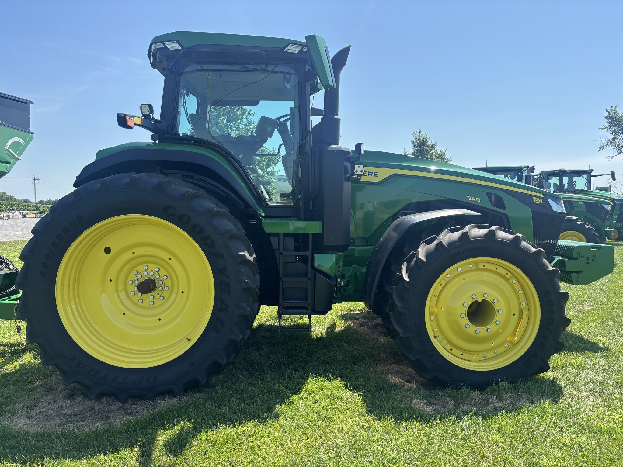 Used 2023 John Deere 8R 340 Row Crop Tractors at Koenig Equipment in Oxford, OH - PhotoXL5
