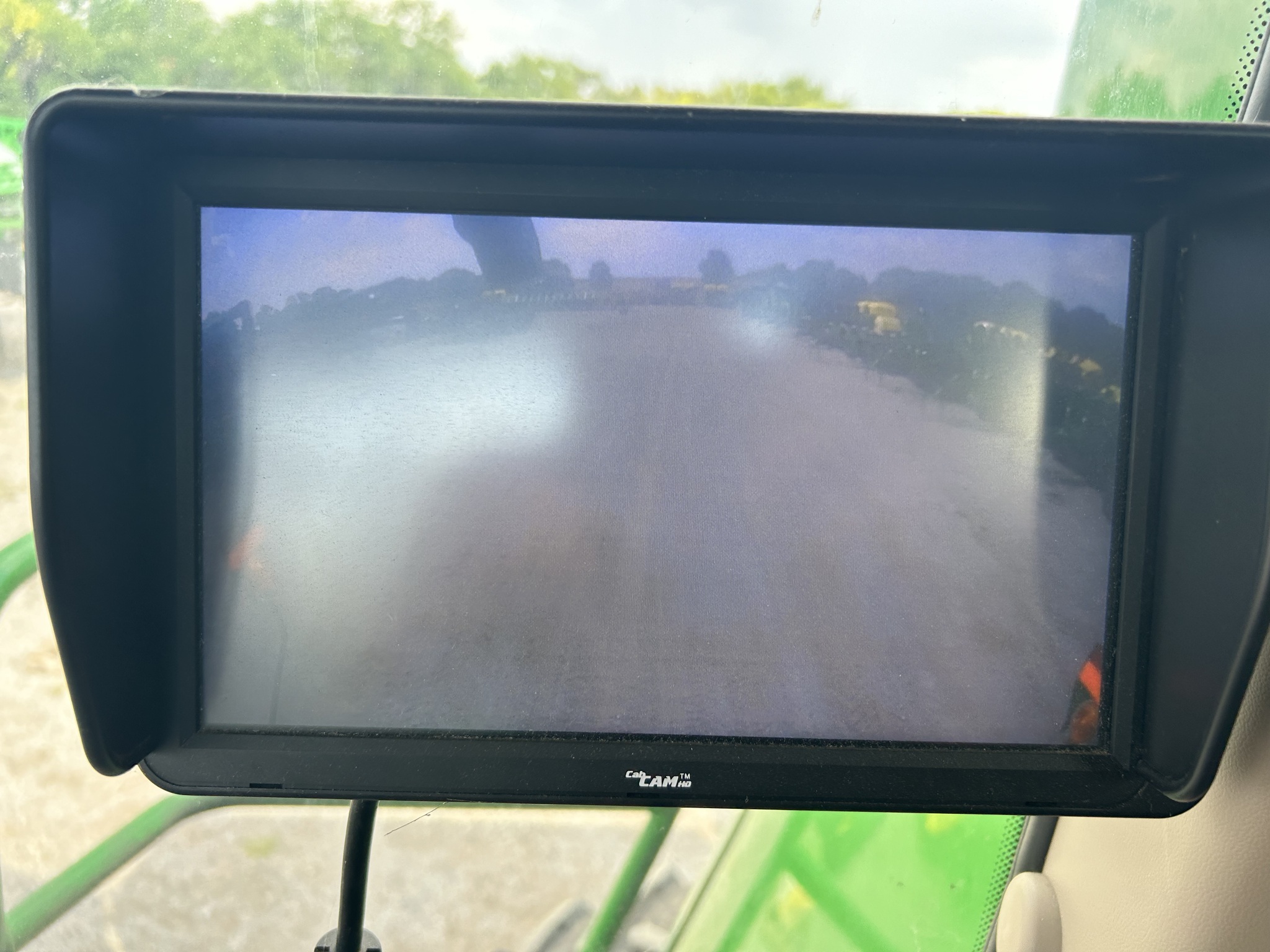  2015 John Deere S680 at Heritage Tractor in Baldwin City, KS