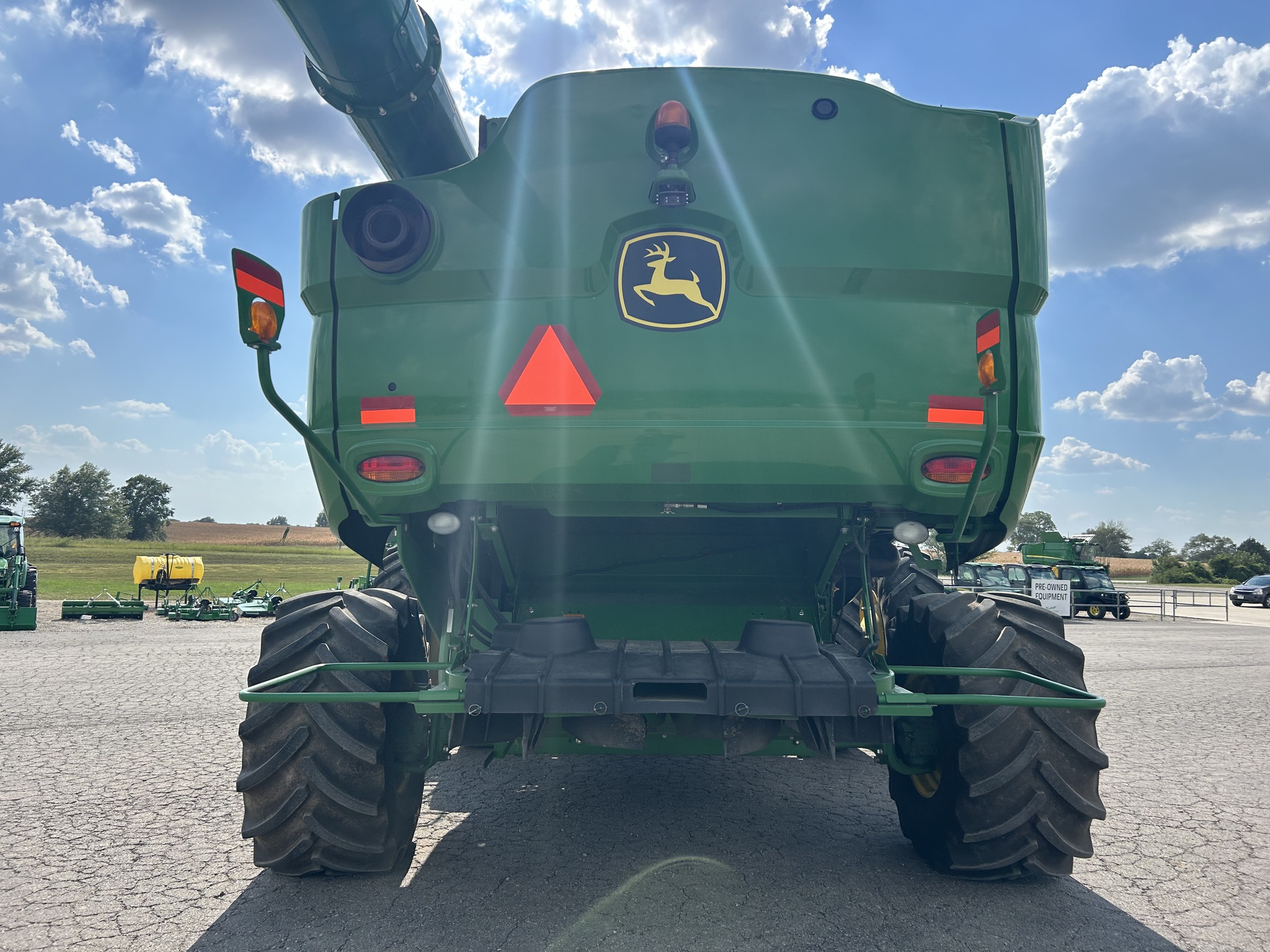  2015 John Deere S680 at Heritage Tractor in Baldwin City, KS