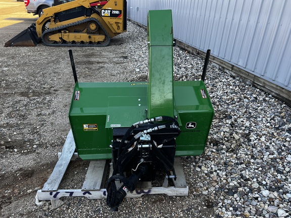 2021 John Deere 47