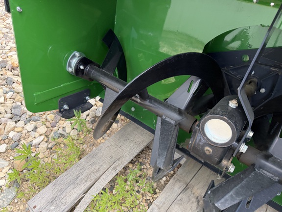 2021 John Deere 47