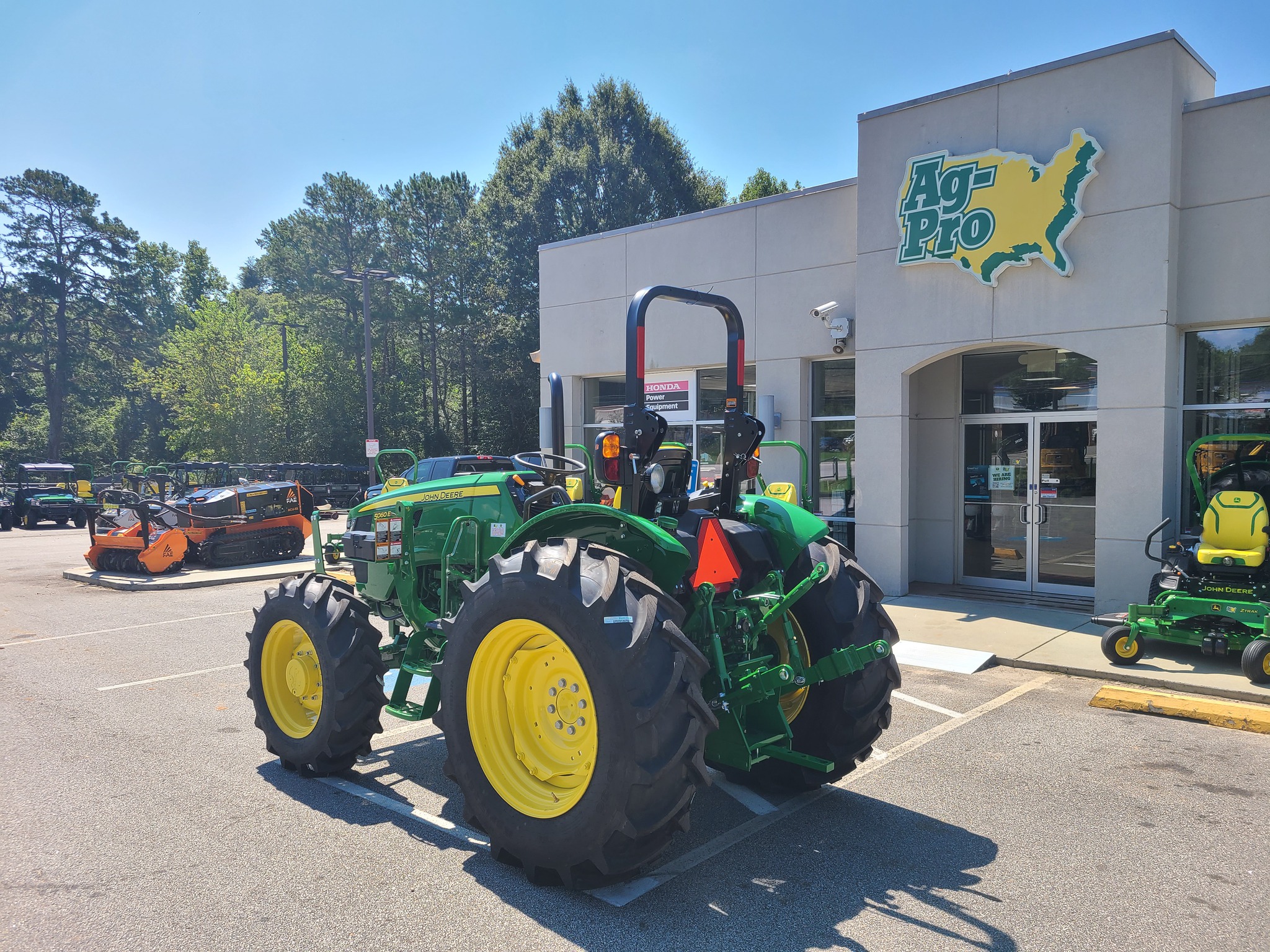 2024 John Deere 5060E Image 2