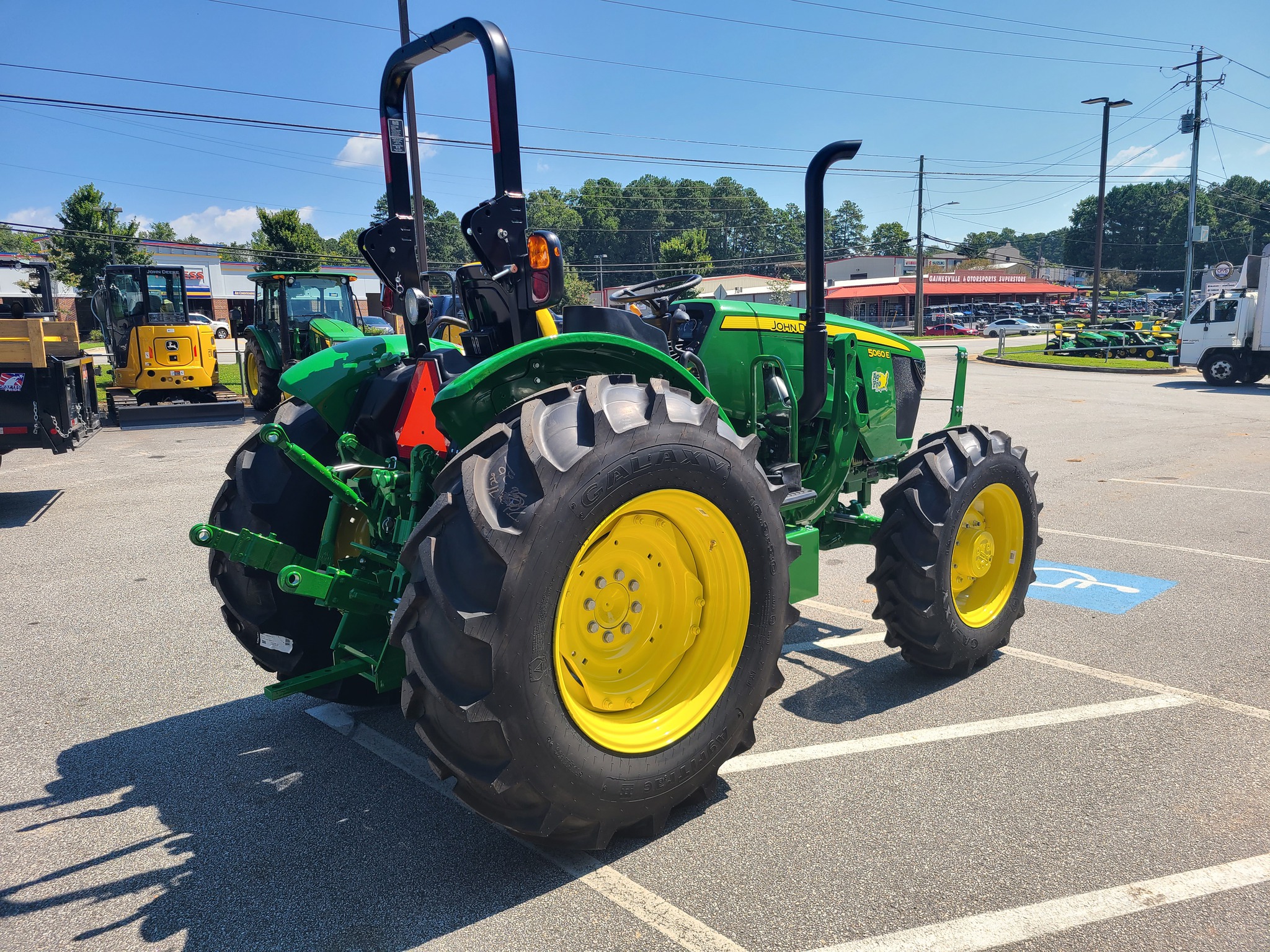 2024 John Deere 5060E Image 4