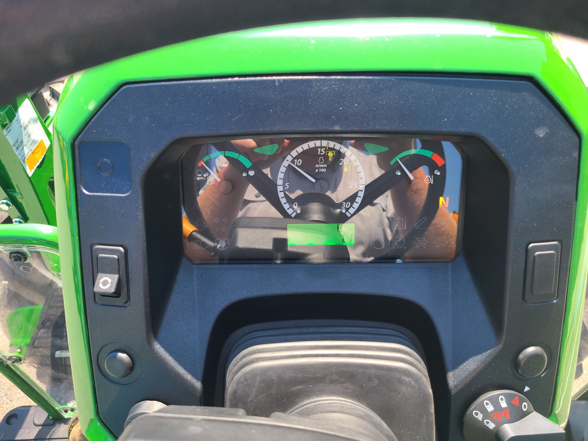 2024 John Deere 5060E Image 9