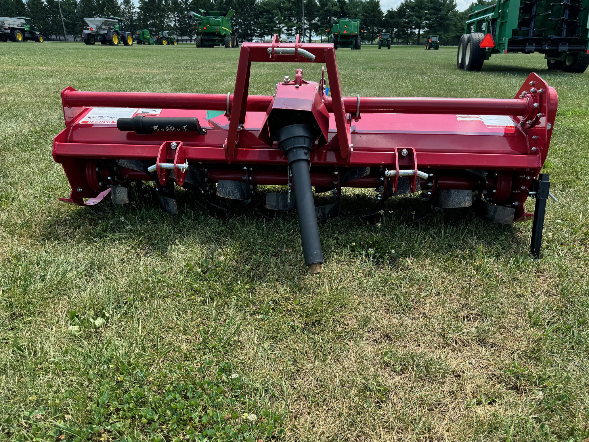 Used 2023 Tar River Implements YCT-074 Compact Utility Tractor Attachments at Koenig Equipment in Urbana, OH - PhotoXL2