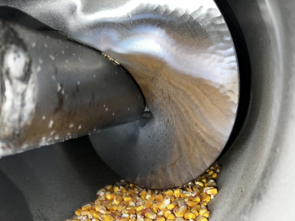 2013 John Deere S670 - Photo22