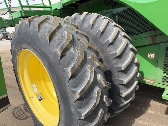 2013 John Deere S670 - Photo10