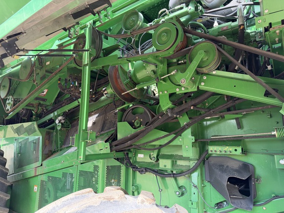 2013 John Deere S670 - Photo18