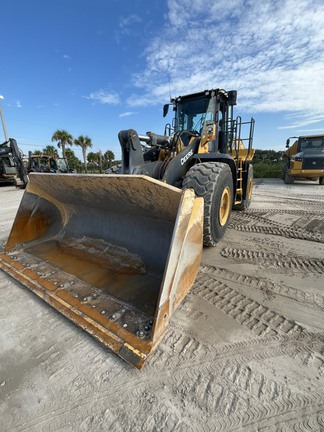 Photo of a 2023 John Deere 744 P