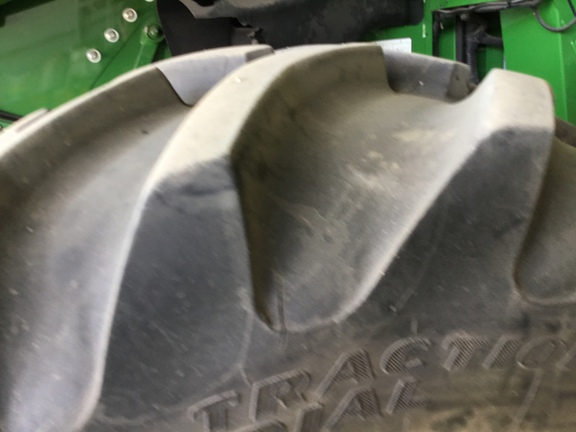 John Deere S780 image 13