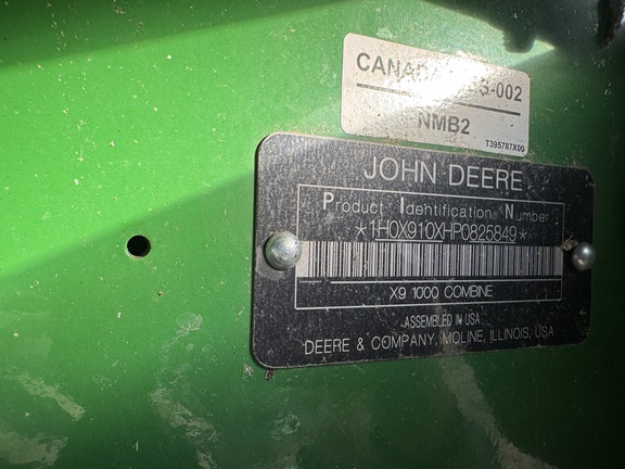 Used 2023 John Deere X9 1000 Combines at Horizon Ag & Turf in Warburg, AB - Photo5