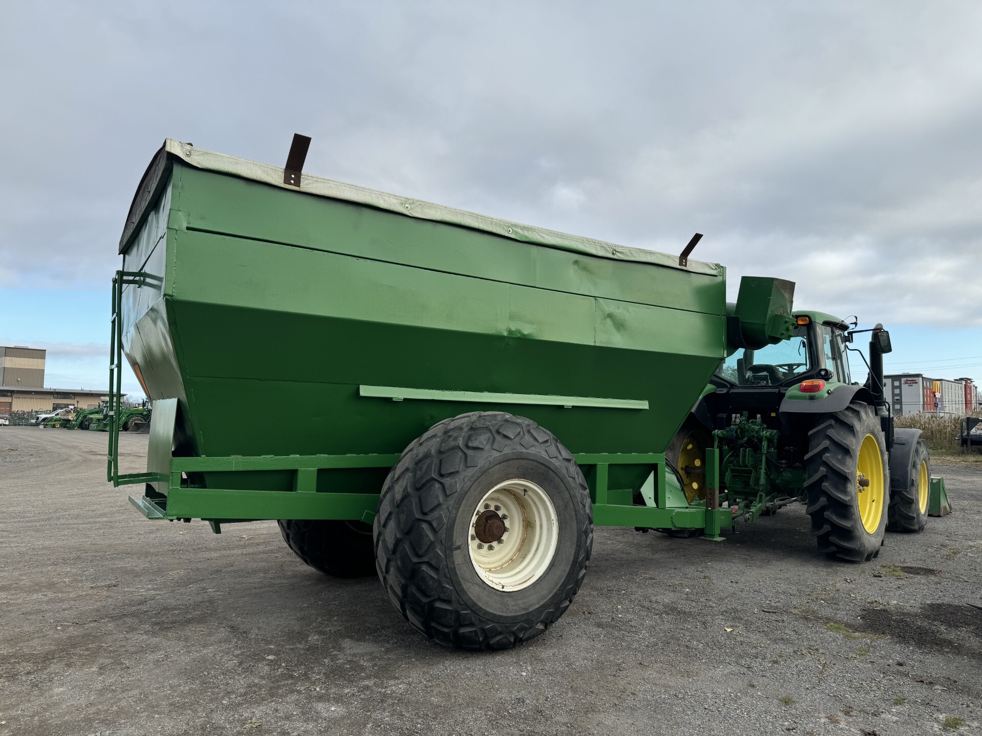 Lucknow 470 GRAIN BUGGY Image 2