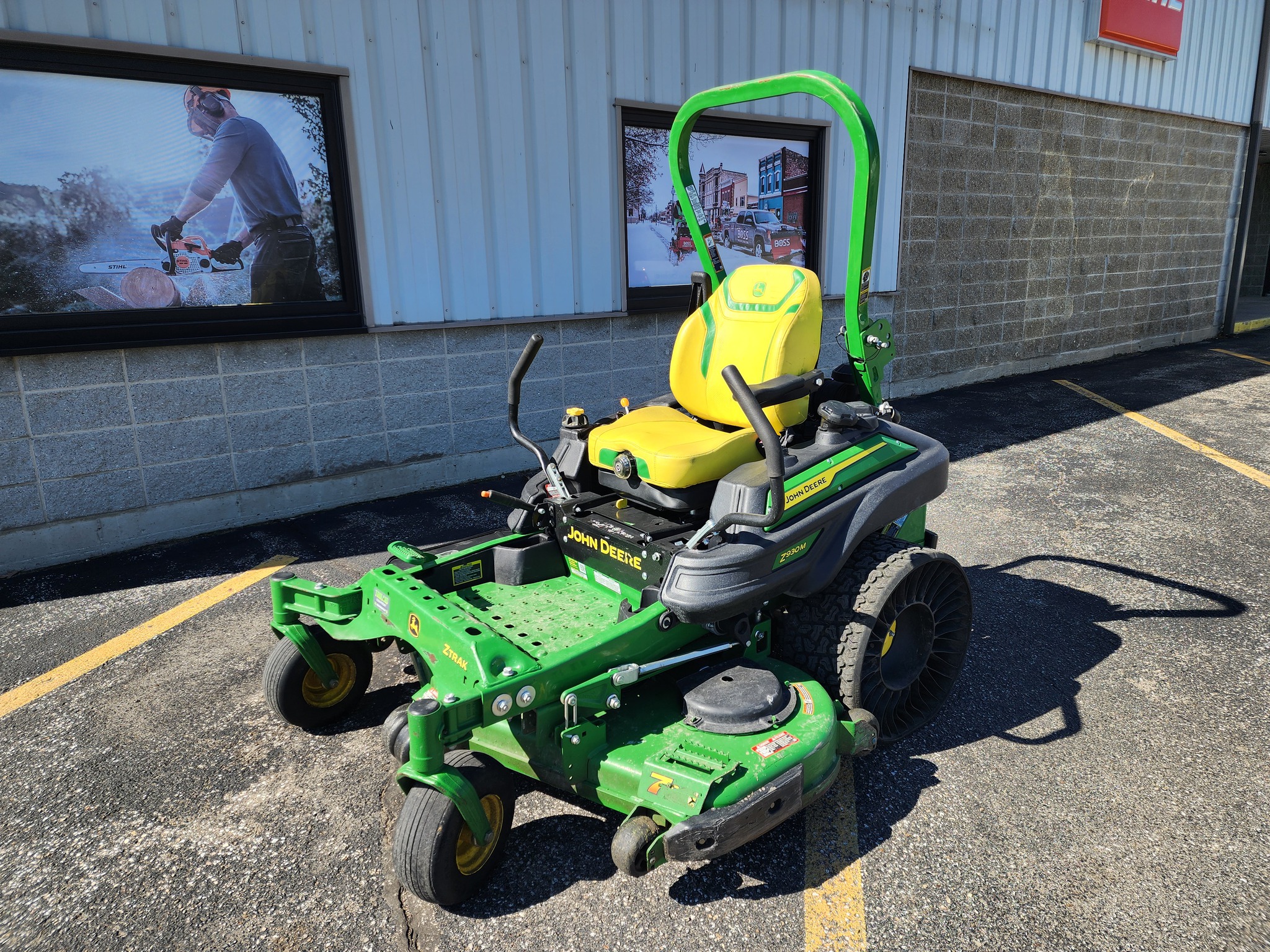 2023 John Deere Z930M Image 2