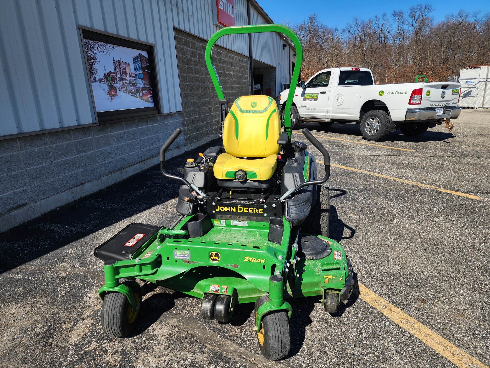 2023 John Deere Z930M Image 3