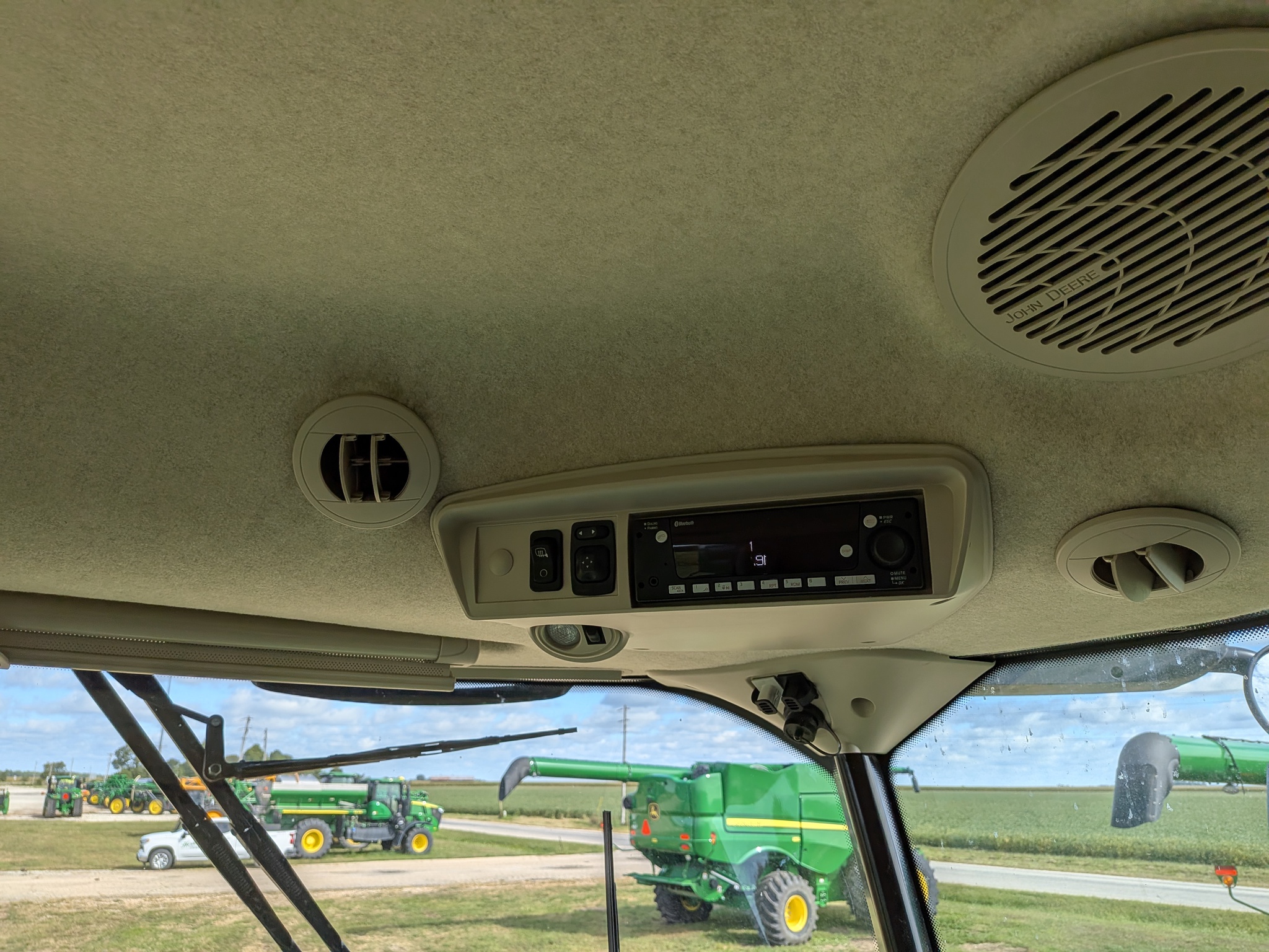  2023 John Deere S780 at Heritage Tractor in Galesburg, IL