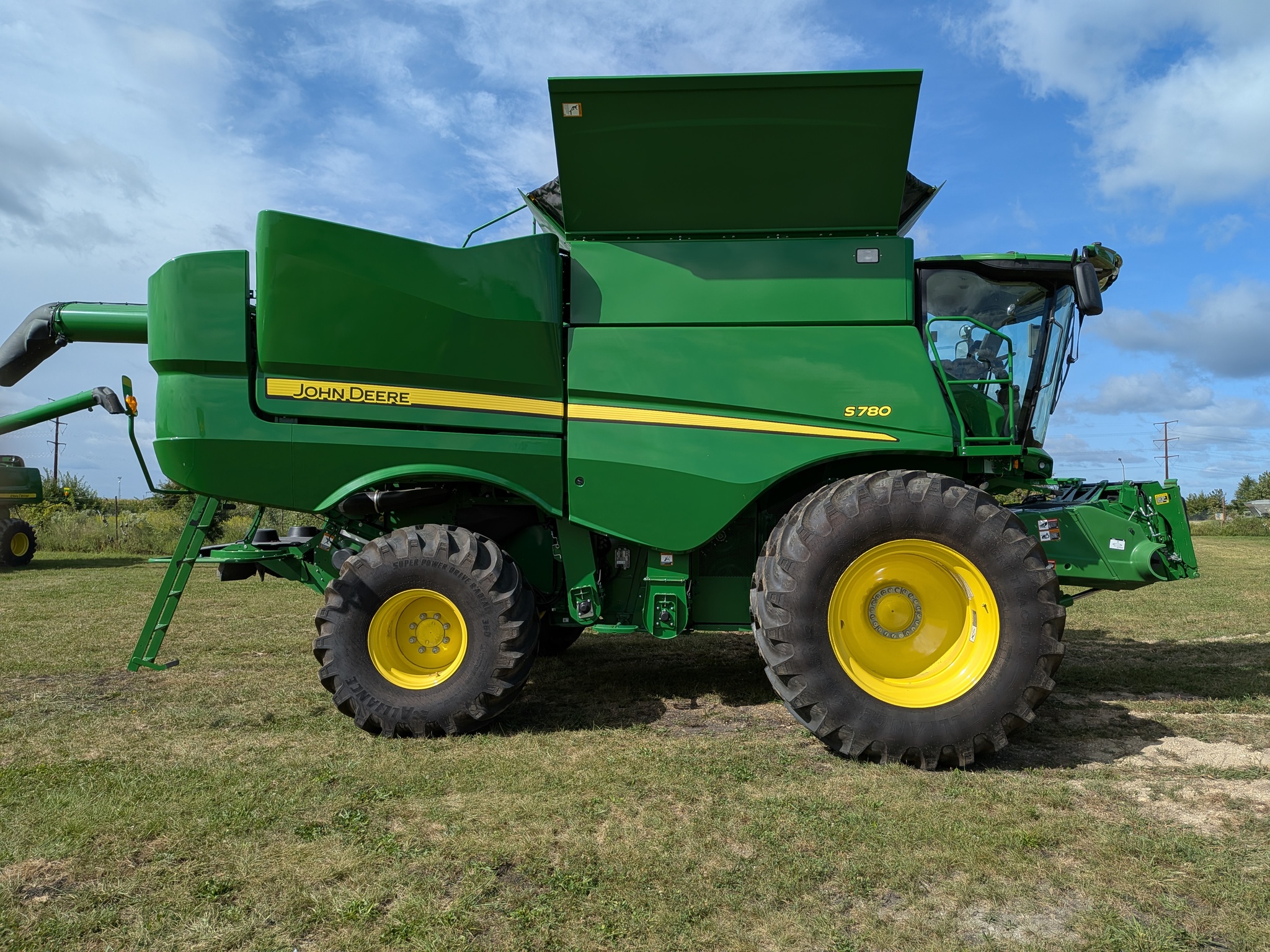  2023 John Deere S780 at Heritage Tractor in Galesburg, IL