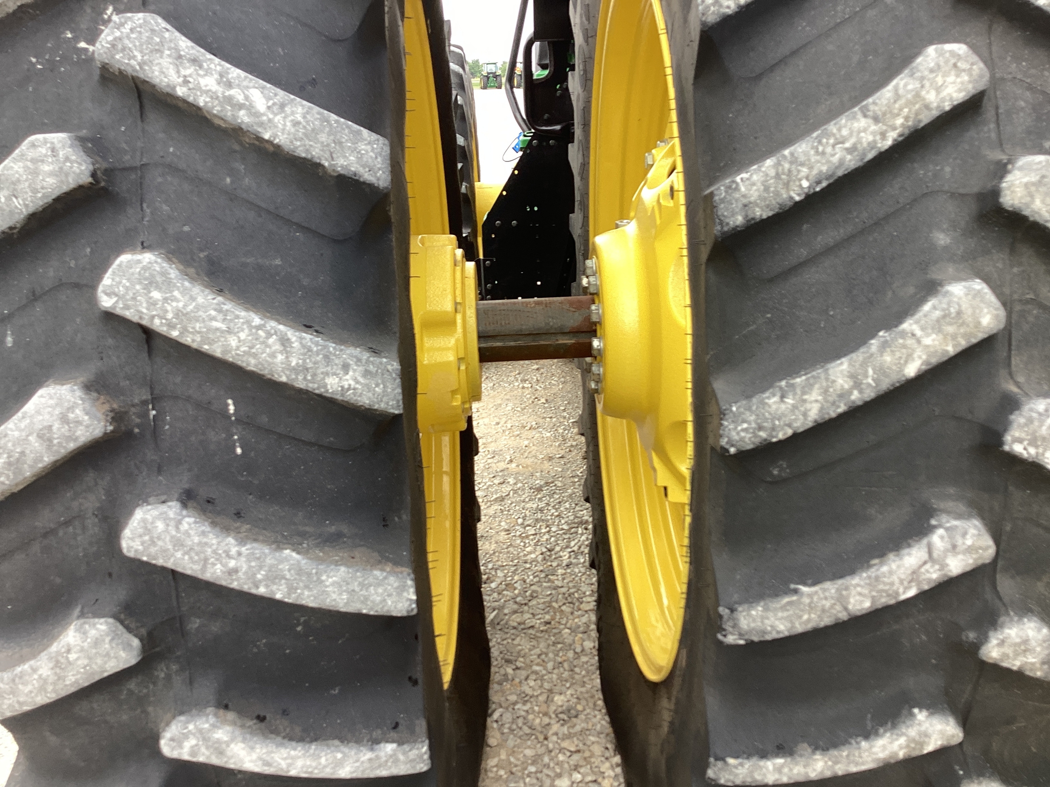 2024 John Deere 8R 310 Image 31