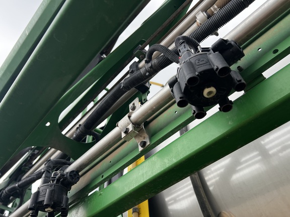 2024 John Deere 616R - Photo35