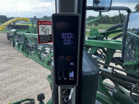 2024 John Deere 616R - Photo43