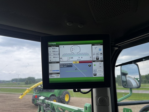 2024 John Deere 616R - Photo45