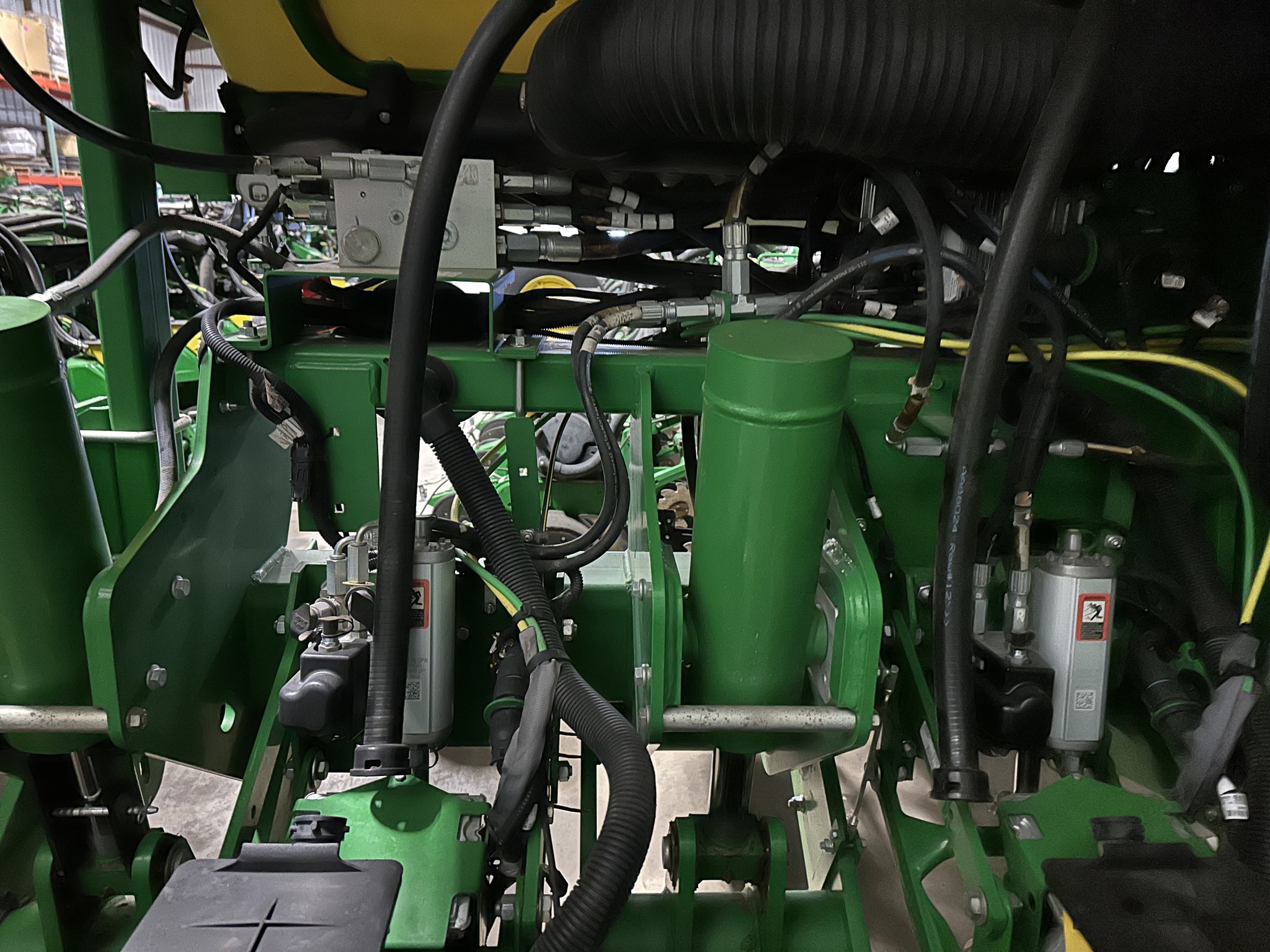 2020 John Deere 1775NT Image 13