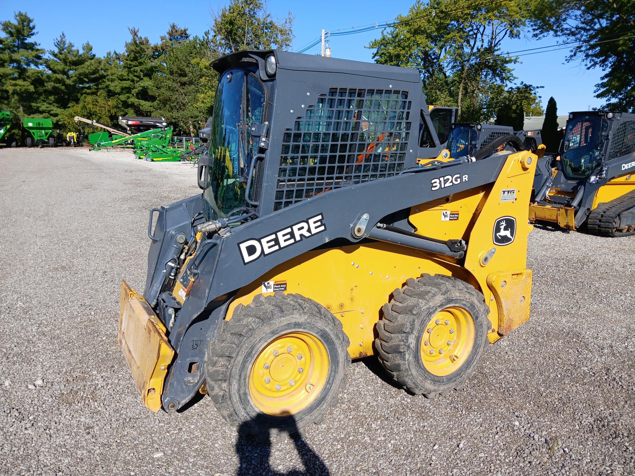 2018 John Deere 312GR Image 5