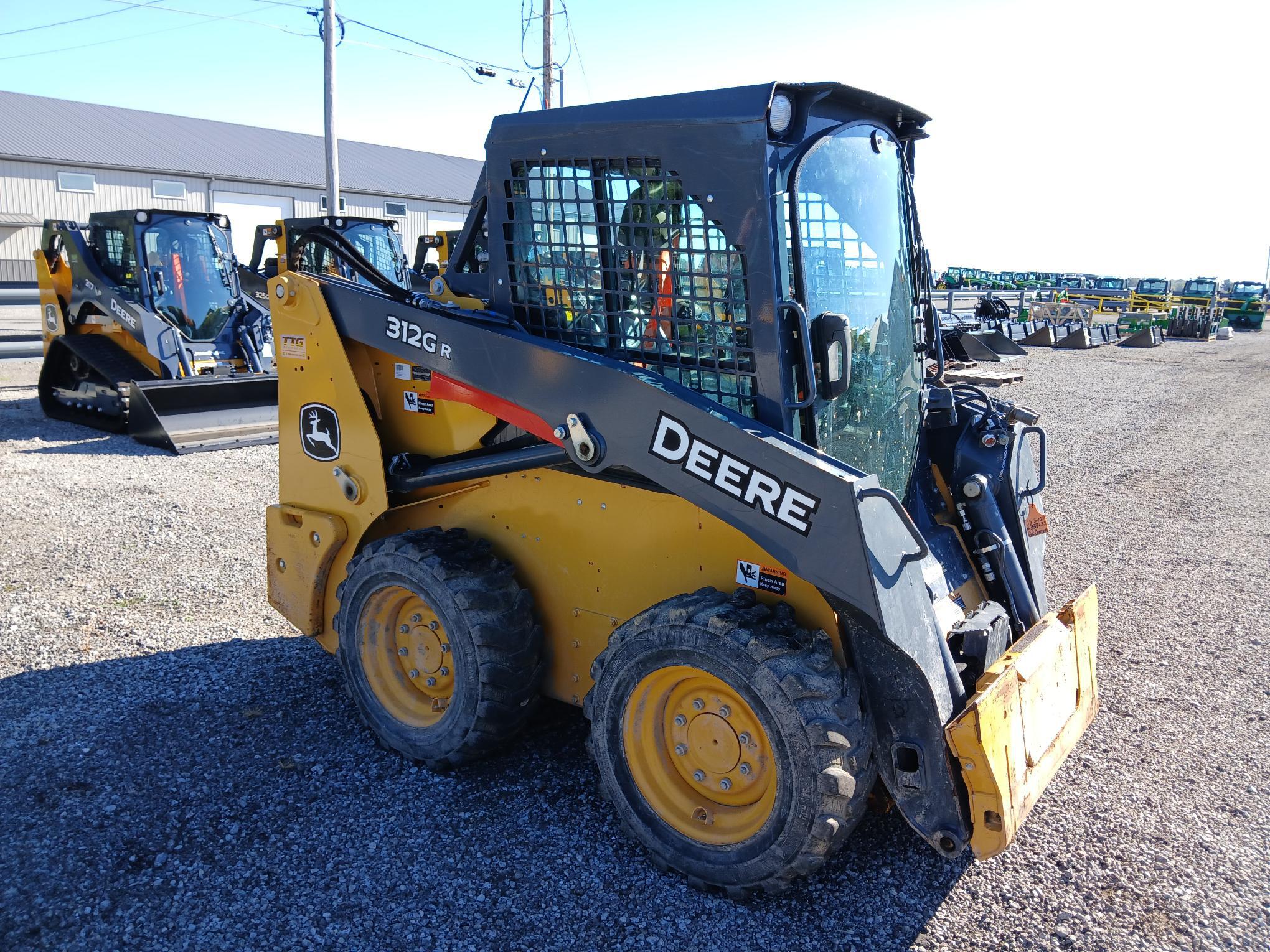 2018 John Deere 312GR Image 2