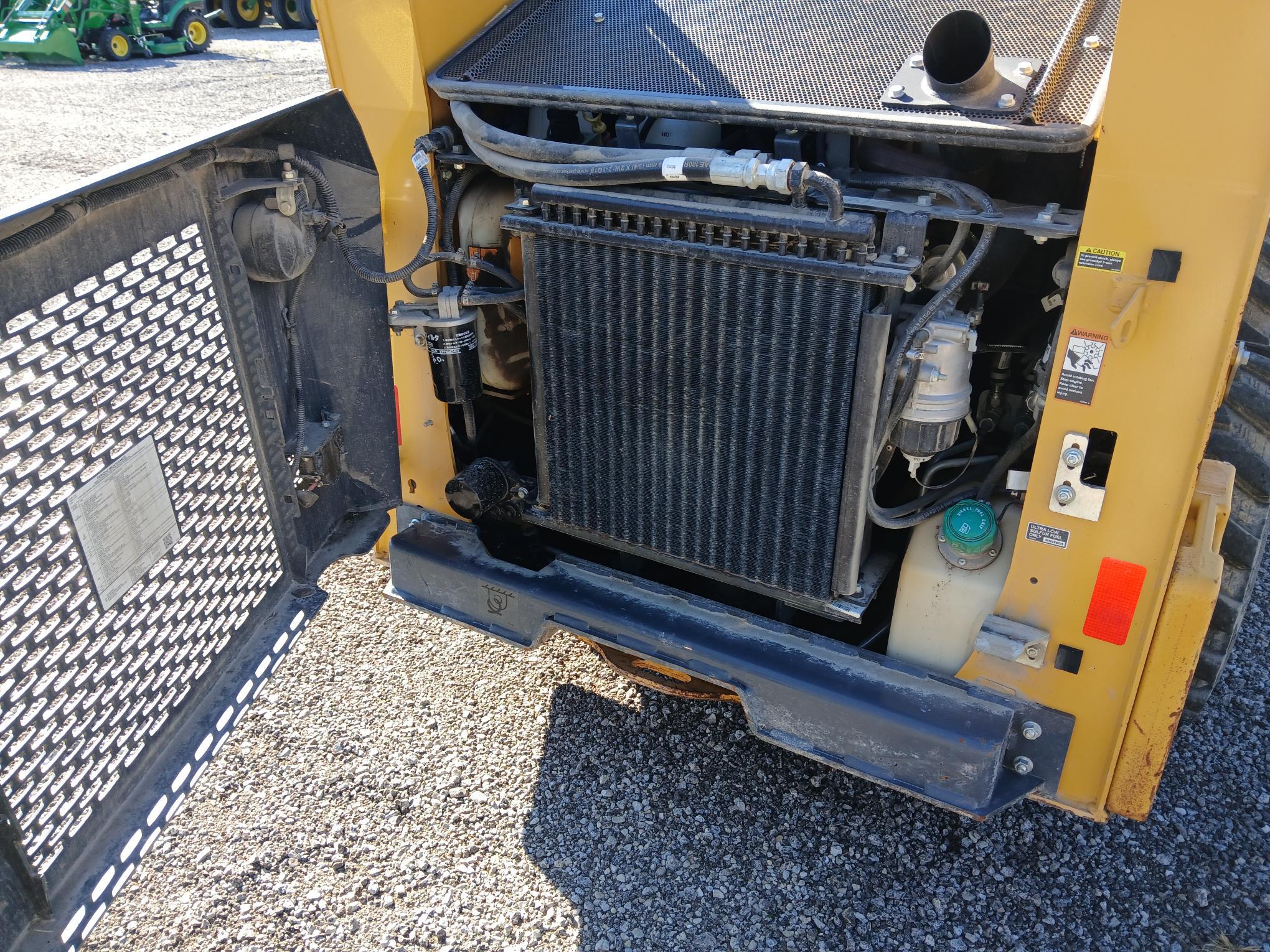 2018 John Deere 312GR Image 9