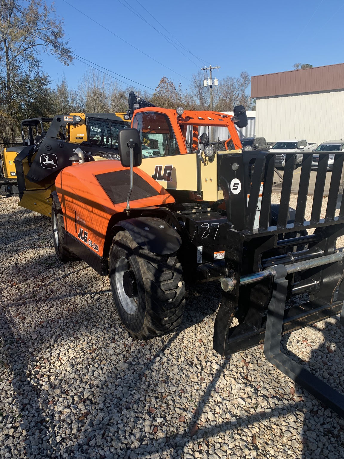 2024 JLG G5-18A Image 4