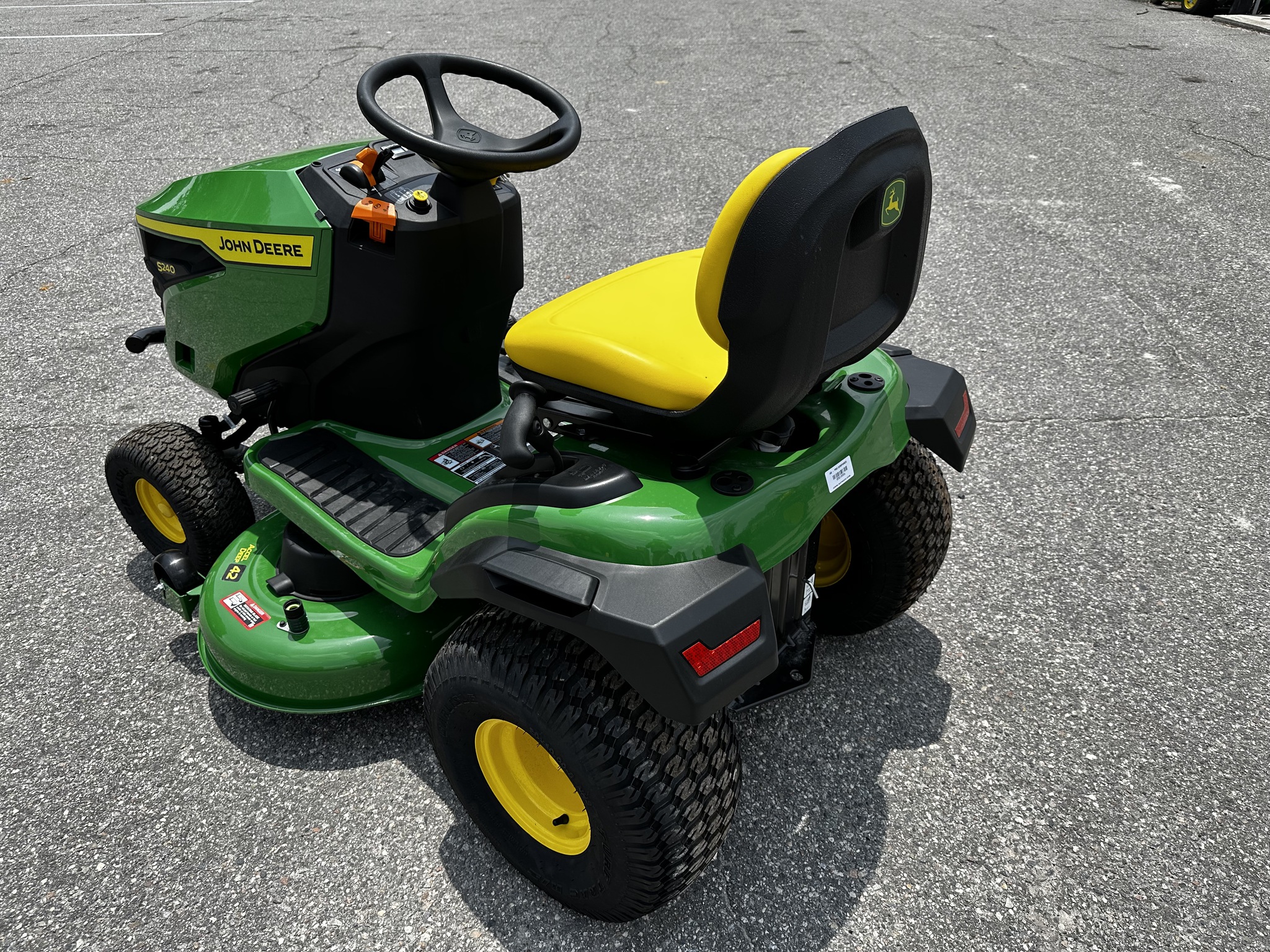2025 John Deere S240 Image 5