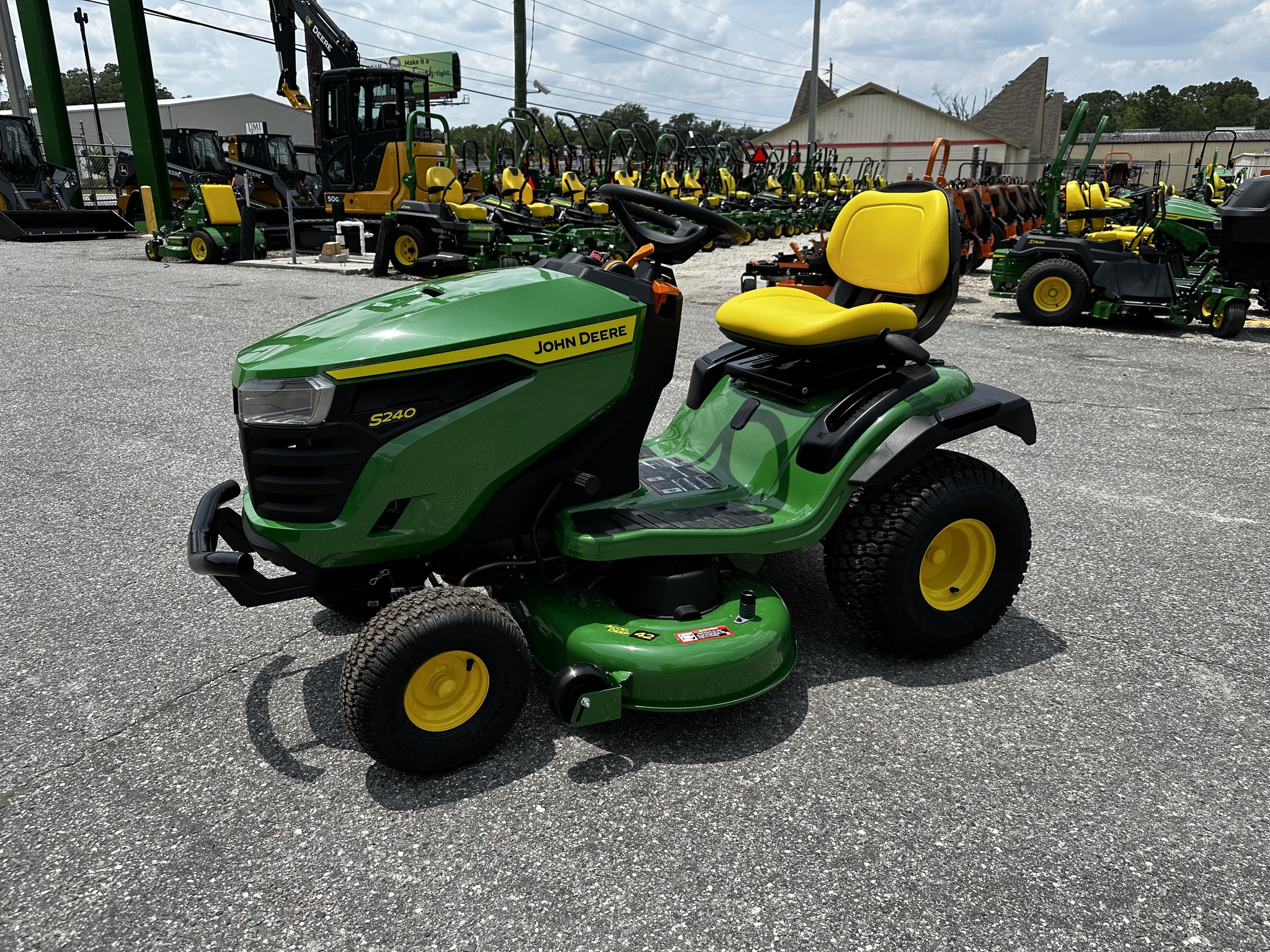 2025 John Deere S240 Image 1
