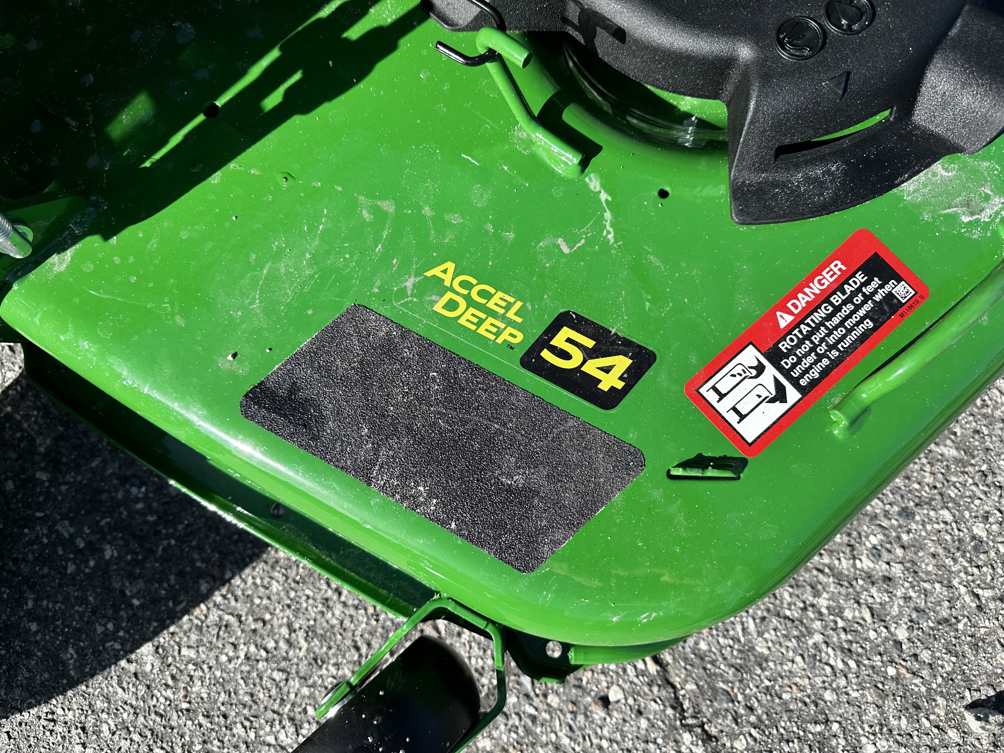 2025 John Deere Z515E Image 7