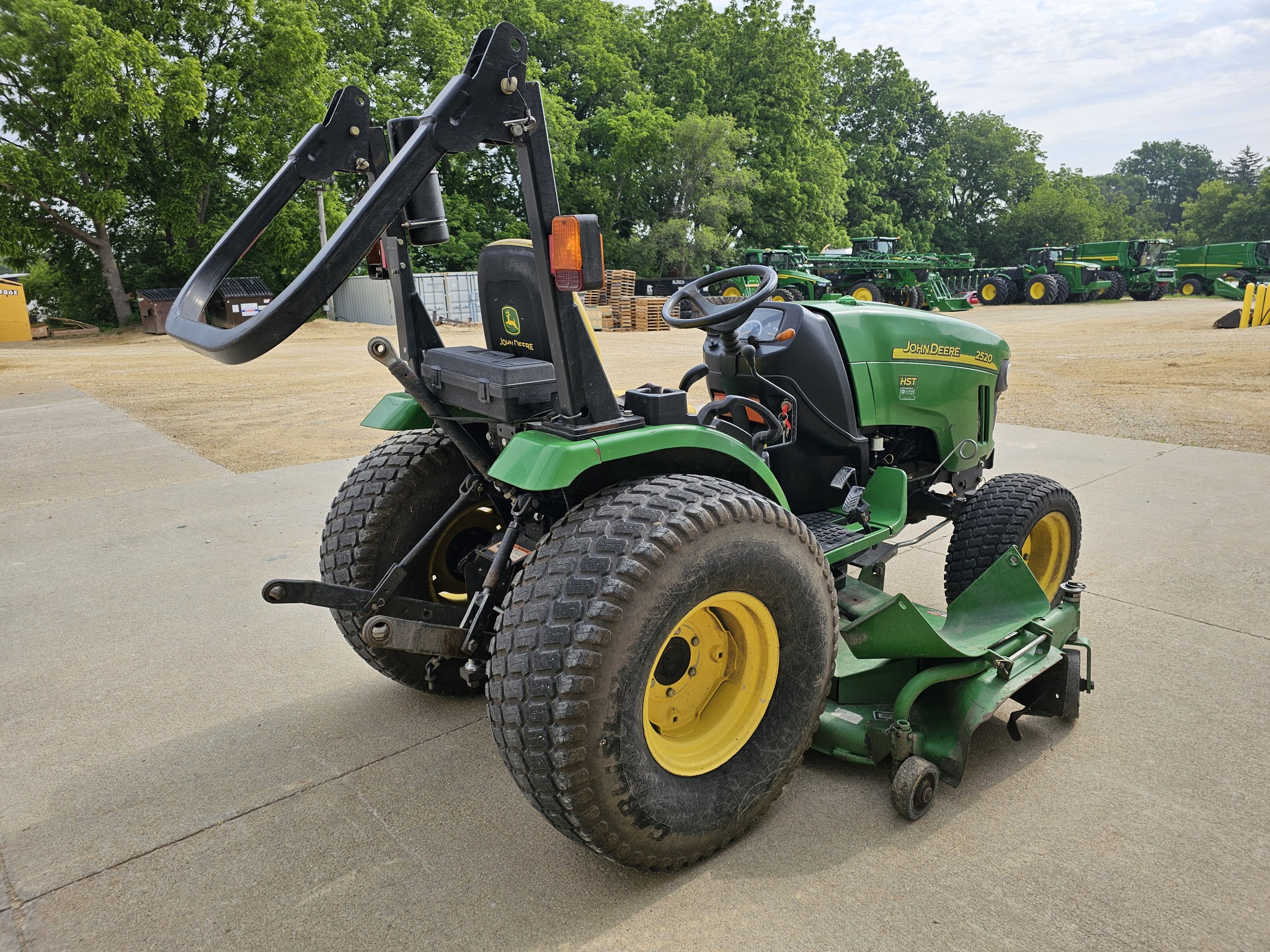  2008 John Deere 2520 at Heritage Tractor in Freeport, IL
