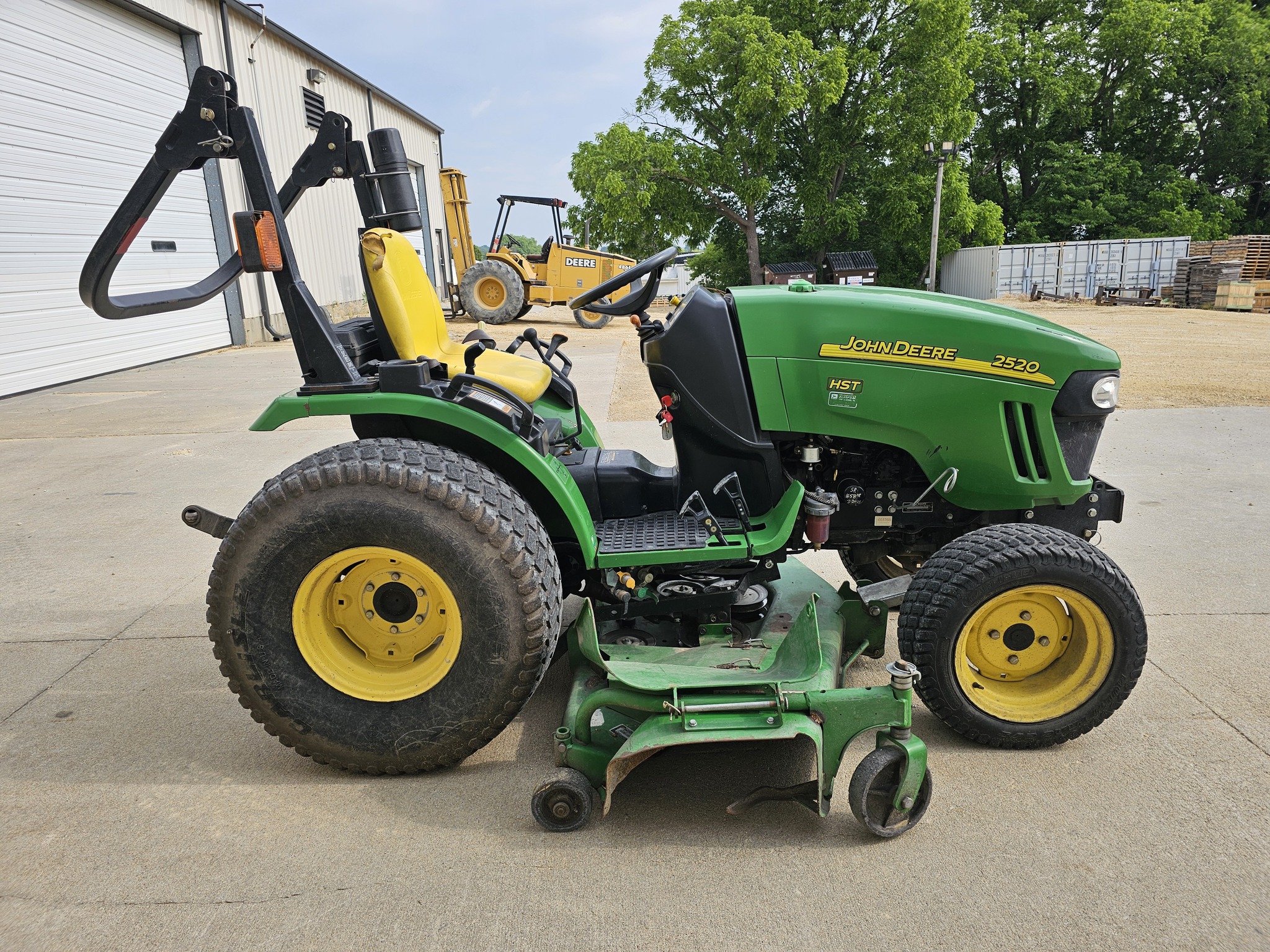 2008 John Deere 2520 at Heritage Tractor in Freeport, IL