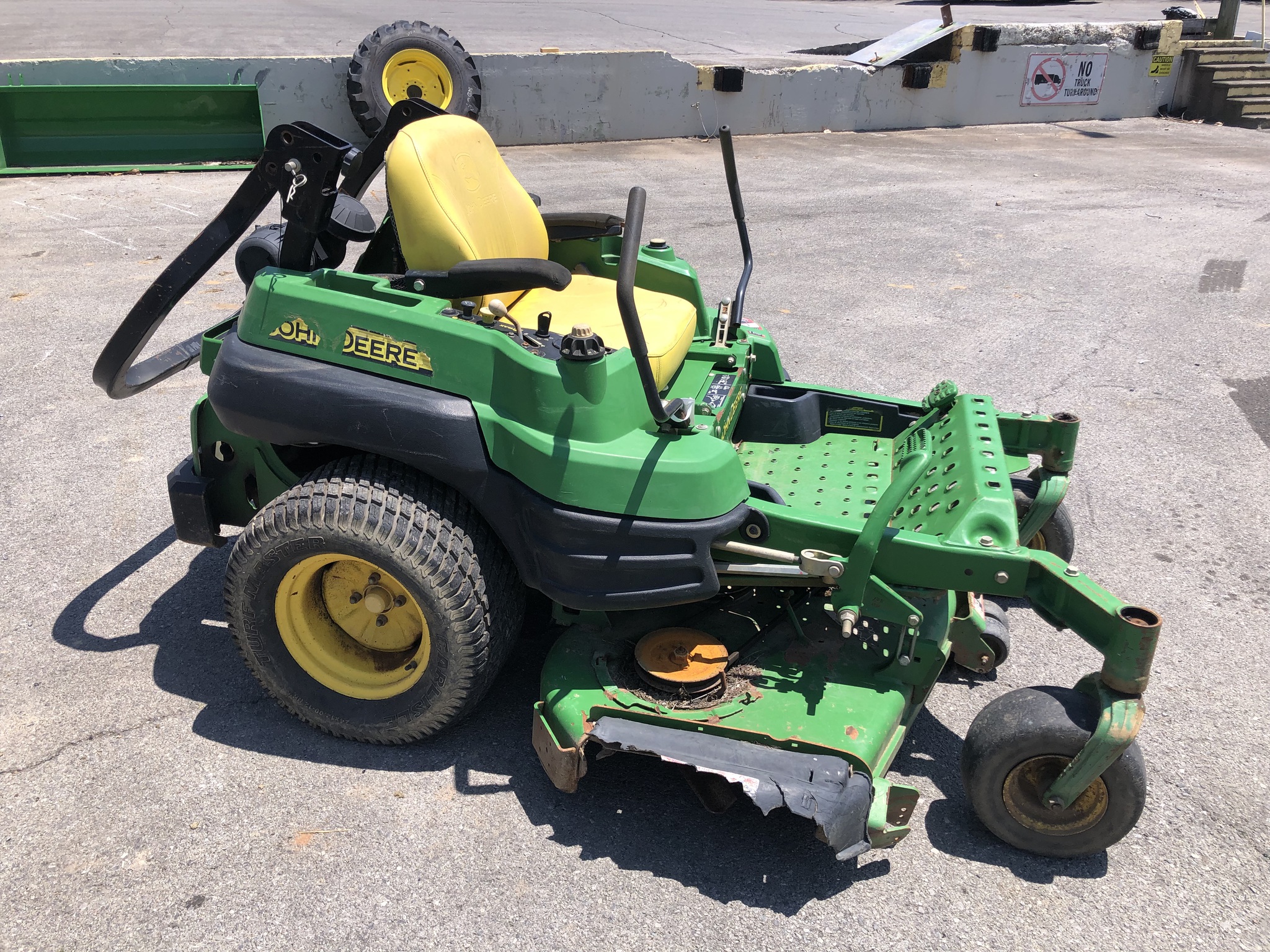 2010 John Deere Z925A Image 1