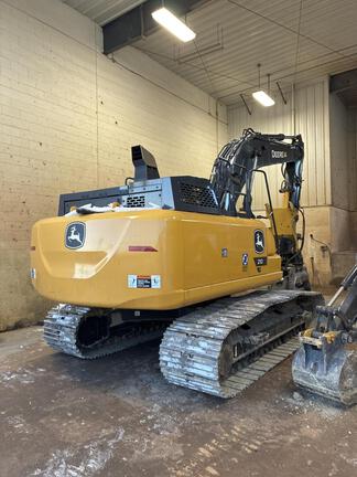 2023 John Deere 210 P