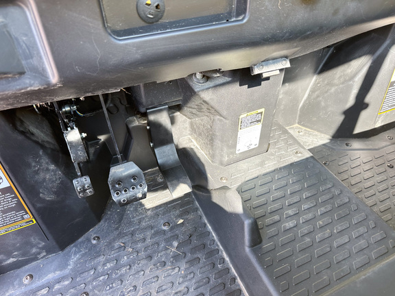 2019 John-Deere 835M