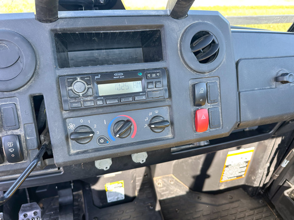 2019 John-Deere 835M
