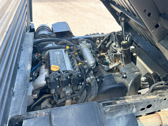 2019 John-Deere 835M